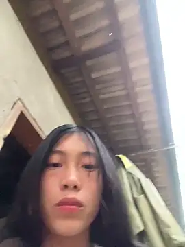 Snapshot of EmLy02 chatting on March 11, 2026, 10:42 am EmLy02 online show from March 11, 2026, 10:42 am