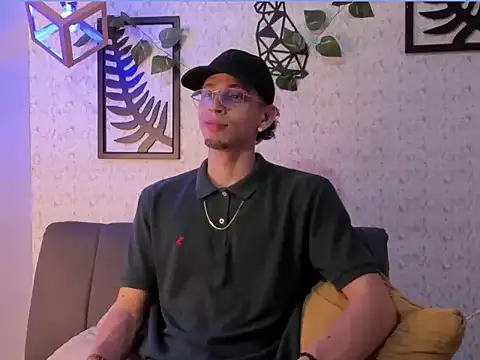 nicolai drake online show from October 12, 2025, 1:07 am