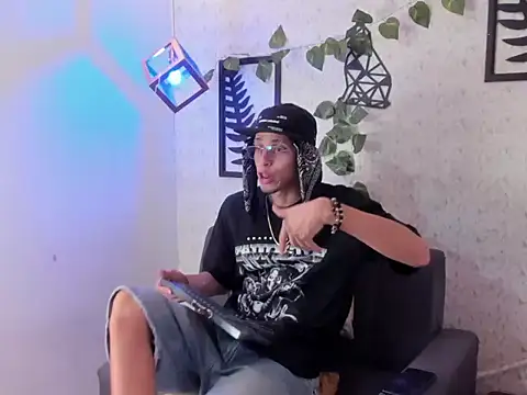 nicolai drake online show from October 10, 2025, 3:29 am