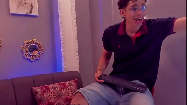 nicolai drake online show from November 15, 2025, 10:58 pm