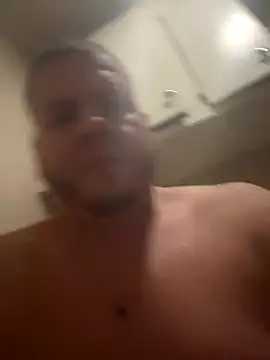 kev0n2389 online show from October 19, 2025, 2:03 am