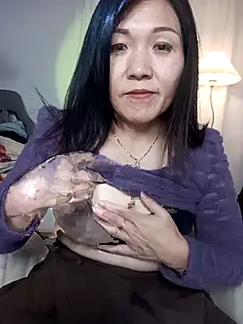 Snapshot of Joanna1122 chatting on November 21, 2025, 4:28 pm Joanna1122 online show from November 21, 2025, 4:28 pm