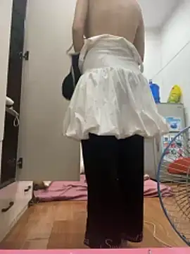 Snapshot of Miumieu chatting on November 7, 2025, 12:59 am Miumieu online show from November 7, 2025, 12:59 am