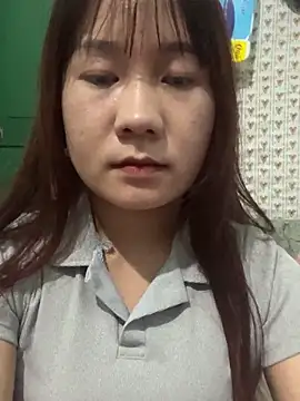 qinejr37 online show from October 20, 2025, 1:00 pm