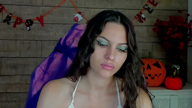 AlisaVersailles online show from October 31, 2025, 4:25 pm