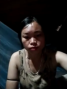   Ngoc20   online show from November 11, 2025, 4:51 am