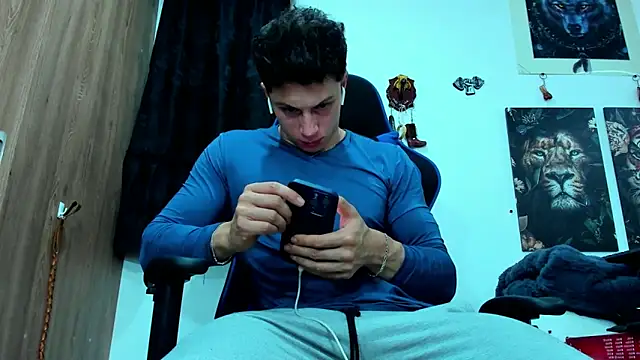 javiersexymann online show from February 23, 2025, 12:30 am