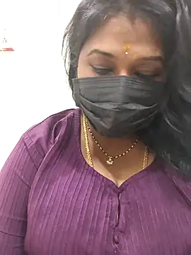 Snapshot of chaitara-reddy chatting on April 23, 2026, 5:58 am chaitara-reddy online show from April 23, 2026, 5:58 am