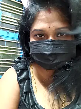 Snapshot of chaitara-reddy chatting on April 25, 2026, 5:21 pm chaitara-reddy online show from April 25, 2026, 5:21 pm