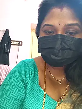 Snapshot of chaitara-reddy chatting on April 20, 2026, 10:18 am chaitara-reddy online show from April 20, 2026, 10:18 am