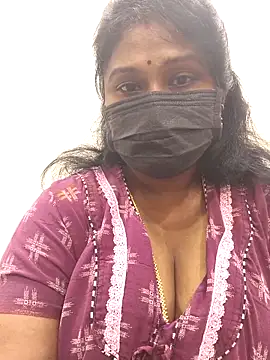 Snapshot of chaitara-reddy chatting on May 11, 2026, 3:29 pm chaitara-reddy online show from May 11, 2026, 3:29 pm