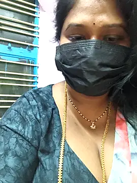 Snapshot of chaitara-reddy chatting on April 17, 2026, 2:53 pm chaitara-reddy online show from April 17, 2026, 2:53 pm