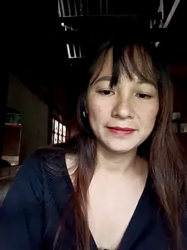 Mini3333 online show from October 22, 2025, 1:05 am