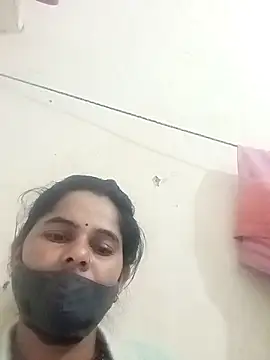 JULEE-740 online show from November 14, 2025, 3:15 pm