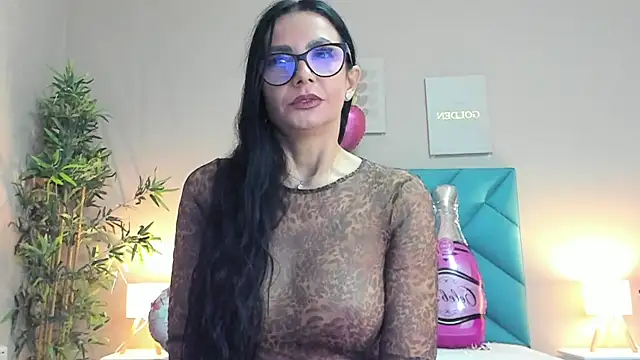 HaileyVice online show from November 3, 2025, 6:40 am