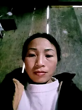 lucybaby00 online show from February 1, 2026, 10:24 am