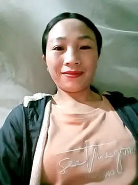 lucybaby00 online show from December 20, 2025, 9:06 pm