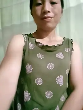 Snapshot of lucybaby00 chatting on August 4, 2026, 11:53 pm lucybaby00 online show from August 4, 2026, 11:53 pm