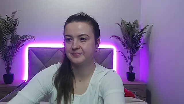 MavkaCute online show from November 9, 2025, 7:18 pm