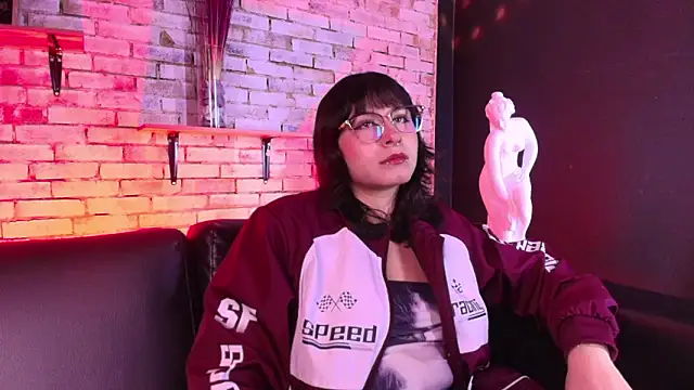 kitty malach online show from February 4, 2026, 3:23 am