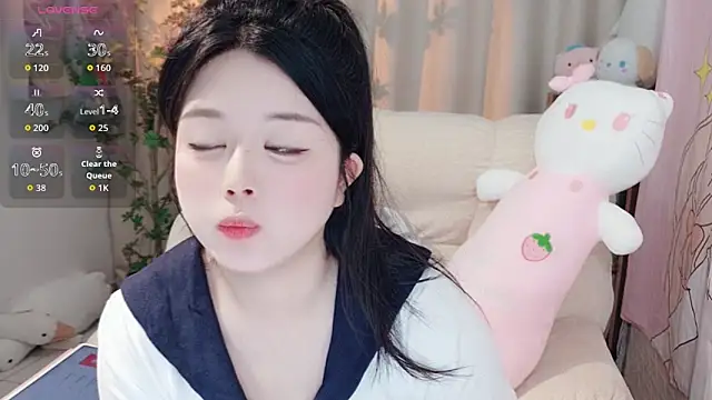 SweetTease2025 online show from October 24, 2025, 3:55 pm