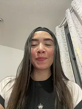 Snapshot of SaraWagner_ chatting on March 2, 2026, 7:48 am SaraWagner online show from March 2, 2026, 7:48 am