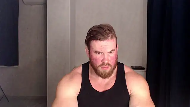 Snapshot of ThorHemsworthRU chatting on October 17, 2025, 4:20 pm ThorHemsworthRU online show from October 17, 2025, 4:20 pm