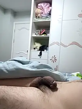 Snapshot of Hl1979 chatting on October 31, 2025, 9:32 pm Hl1979 online show from October 31, 2025, 9:32 pm