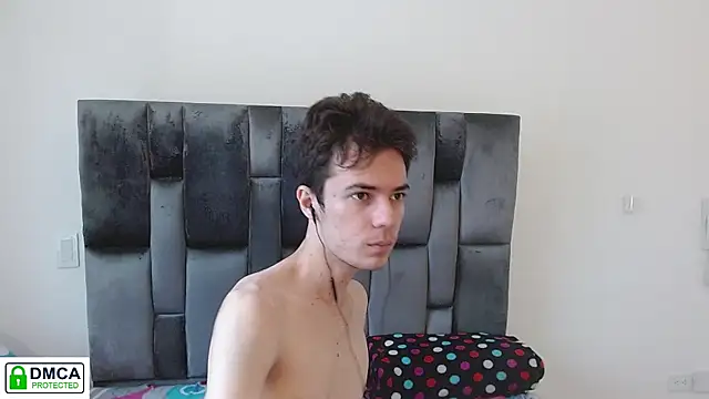 VIKTORNOIR online show from November 18, 2025, 2:09 pm