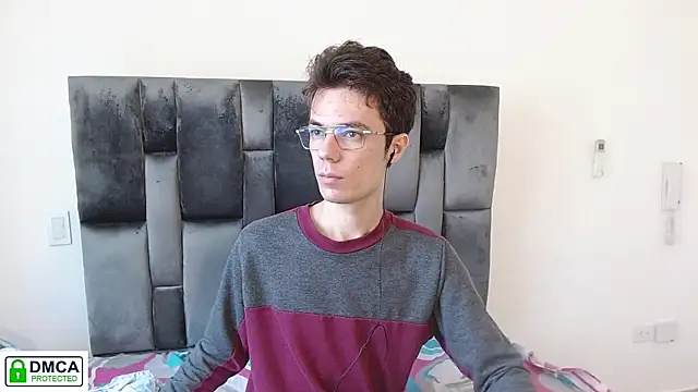 VIKTORNOIR online show from November 17, 2025, 1:15 pm