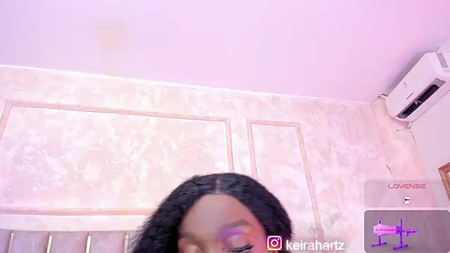 Keirahartz online show from February 15, 2026, 3:51 am