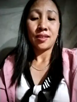 cute love00 online show from December 18, 2025, 11:58 am