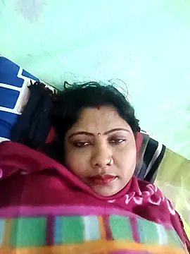 Snapshot of Apkisona8 chatting on November 12, 2025, 8:40 am Apkisona8 online show from November 12, 2025, 8:40 am