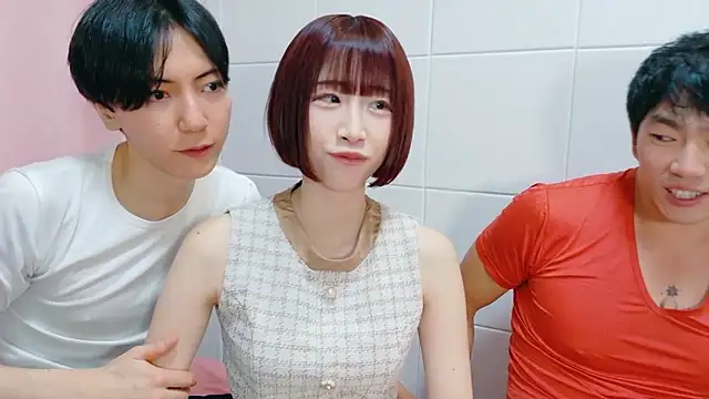 Snapshot of China_wedding chatting on November 8, 2025, 11:47 am China wedding online show from November 8, 2025, 11:47 am