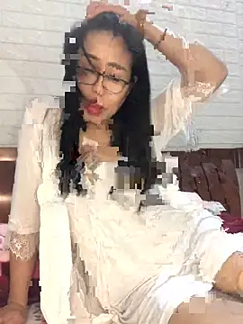 Snapshot of Vitamin_sexy chatting on November 19, 2025, 2:39 pm Vitamin sexy online show from November 19, 2025, 2:39 pm