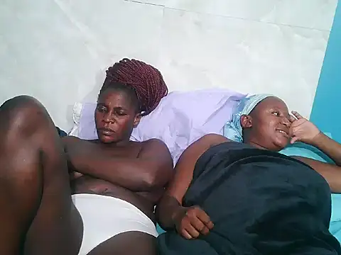 MatureGoddess  online show from March 1, 2026, 10:10 pm