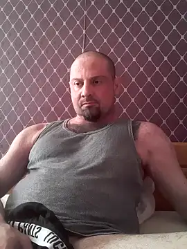 Snapshot of _NEREZA_ chatting on October 14, 2025, 2:50 pm NEREZA online show from October 14, 2025, 2:50 pm