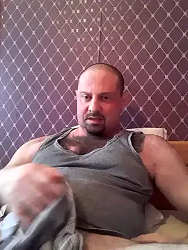 Snapshot of _NEREZA_ chatting on October 17, 2025, 2:41 pm NEREZA online show from October 17, 2025, 2:41 pm