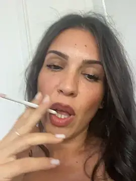 Snapshot of AlyaRei chatting on August 5, 2026, 4:34 pm AlyaRei online show from August 5, 2026, 4:34 pm
