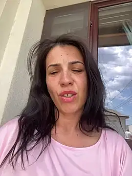 AlyaRei online show from May 25, 2026, 11:20 am