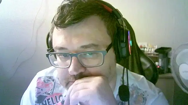 Snapshot of SirAbuser chatting on February 24, 2026, 7:15 pm SirAbuser online show from February 24, 2026, 7:15 pm