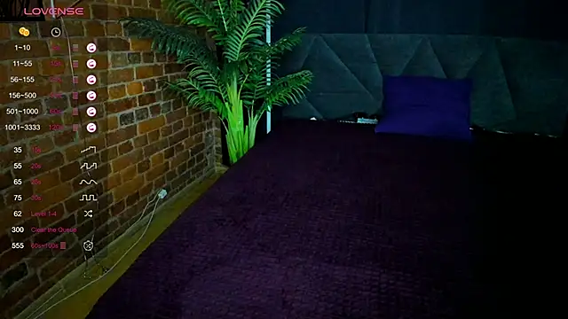 Snapshot of Cutiee_Alicee chatting on November 19, 2025, 8:53 pm Cutiee Alicee online show from November 19, 2025, 8:53 pm