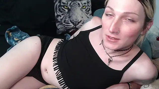 AthenaAphrodisia online show from April 30, 2026, 6:59 pm