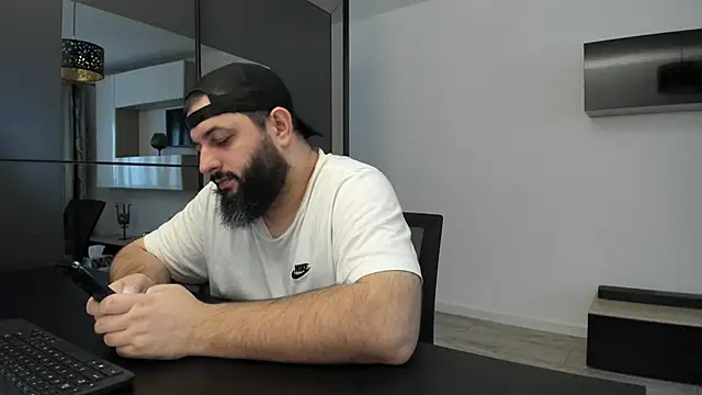 DravenPeak online show from December 18, 2025, 1:48 pm