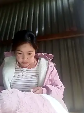 vivi cute online show from September 26, 2025, 7:59 am