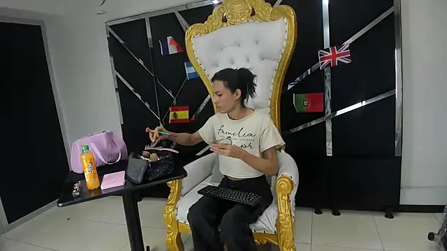 Snapshot of Aisha_hotts777 chatting on July 15, 2026, 7:10 pm Aisha hotts777 online show from July 15, 2026, 7:10 pm
