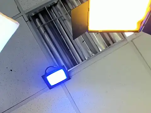 Snapshot of Aisha_hotts777 chatting on March 17, 2026, 2:47 am Aisha hotts777 online show from March 17, 2026, 2:47 am