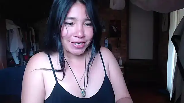 Snapshot of magiadeisis chatting on October 7, 2025, 3:57 pm magiadeisis online show from October 7, 2025, 3:57 pm