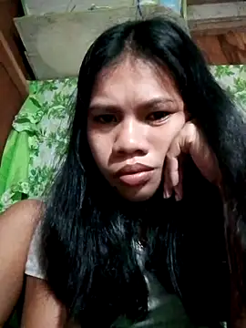 Extrahot10 online show from September 17, 2025, 8:00 pm