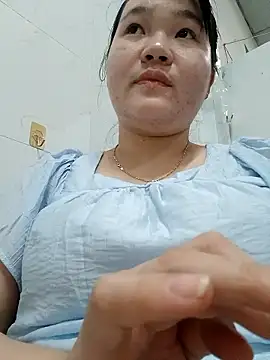  Babyrose  online show from January 12, 2026, 10:55 am